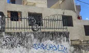 Imagem 6: Casa Geminada com Entrada Individual e 3 Quartos, Suíte e 2 Vagas no Bairro Planalto