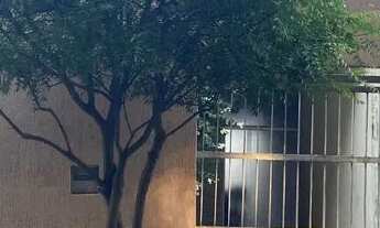 Imagem: CASA AMPLA TÉRREA COM AREA GOURMET E JARDIM