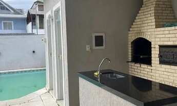 Imagem 2: Casa de condomínio para aluguel tem 250 metros quadrados com 4 quartos