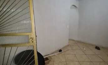 Imagem 4: Alugo kitnet Quarto com aluguel por R$650 /mês