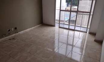 Imagem 4: Excelente apartamento em boa localização com transporte público para vários bai