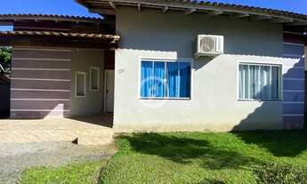 Imagem 3: Casa à venda no bairro Amizade - Guaramirim/SC