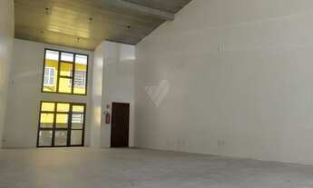 Imagem 3: Centro Galpão / depósito com 2 vagas na garagem