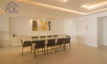 Imagem 4: Apartamento Mobiliado e Reformado para aluguel tem 260m2 com 4 Suítes 2 Vagas no Leblon