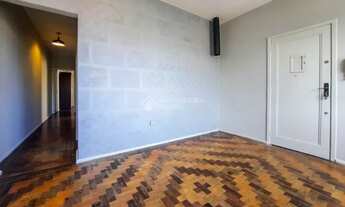 Imagem 7: Imóvel para venda possui 58 metros quadrados com 2 quartos em Santana - Porto Alegre - RS