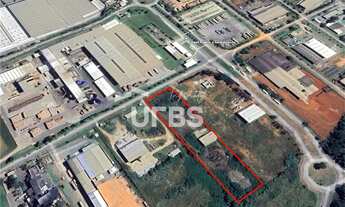 Imagem: Area de 12.500m2 em Senador Canedo no distrito