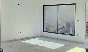 Imagem 7: SOBRADO NO CAPÃO RASO - NOVOS - TRÊS SUÍTES