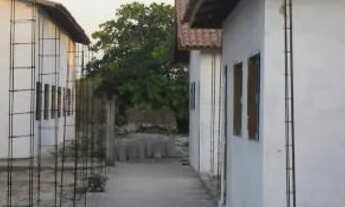 Imagem 3: Grande complexo de construções servindo para projetos sociais ou industriais