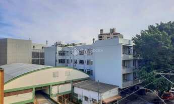 Imagem 5: Imóvel para venda possui 58 metros quadrados com 2 quartos em Santana - Porto Alegre - RS