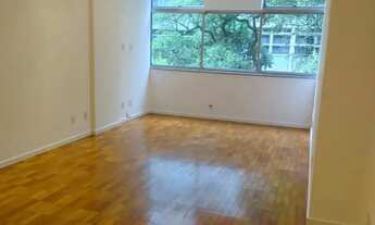 Imagem 2: EXCELENTE IMÓVEL RECÉM REFORMADO 3 QUARTOS EM COPACACABANA