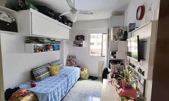 Imagem 4: Apartamento para Venda em Lauro de Freitas, Centro, 2 dormitórios, 1 suíte, 2 banheiros, 1