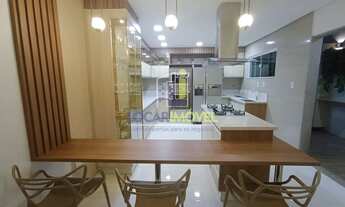 Imagem 5: Casa com 5 quartos sendo 3 suítes, área gourmet com jacuzzi, piscina aquecida, em Bairro B