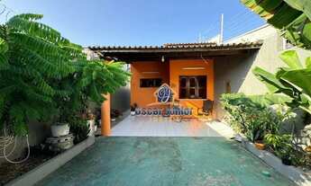 Imagem: Casa com 3 Quartos (2 Suítes) à venda