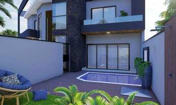 Imagem: Sobrado à venda com 3 suítes e piscina