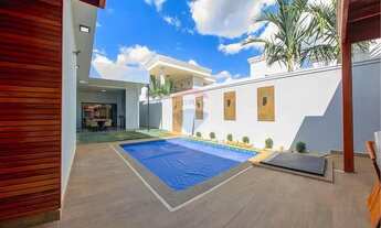 Imagem 5: Casa de alto padrão à venda no Residencial Lagoa