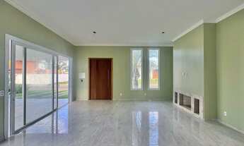 Imagem 6: Casa térrea frente Leste, sendo 04 suítes individuais