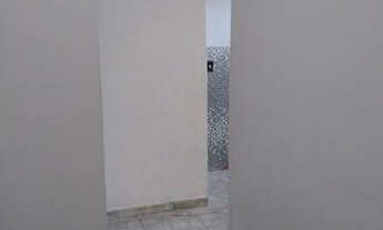 Imagem 3: Casa de 2 Quartos Independente Ponto de Ônibus na Porta