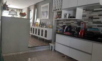 Imagem 6: Casa na Cidade Nova com piscina e 5 dormítórios