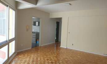 Imagem 2: Belíssimo 2 dormitórios com lavabo e sacada