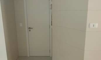 Imagem 6: Apartamento para venda possui 103 metros quadrados com 3 quartos em Cabral - Curitiba - PR