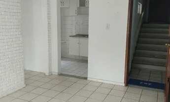 Imagem 2: Imóvel 1/4 com garagem, bairro tranquilo