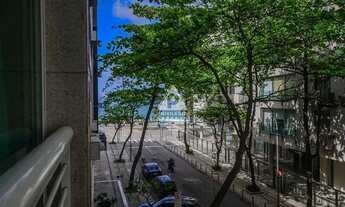 Imagem 7: Lindo Apartamento Leblon - Quadra da Praia - 198 m2 - 4 Quartos (revertido para 2) - 2 Vag