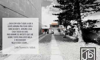 Imagem 3: Casa mobiliada e linear com amplo quintal próxima a Lagoa