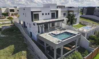 Imagem 3: Casa de condomínio para venda possui 570 metros quadrados com 4 quartos