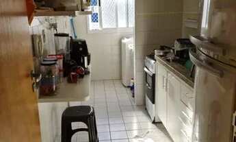 Imagem 3: Apartamento com 3 dormitórios à venda, 75 m² por R$ 450.000,00 - Jardim das Colinas - São