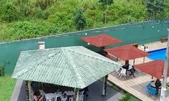 Imagem: Condomínio Porto esmeralda 5 andar escada