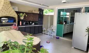 Imagem 2: Casa para venda tem 325 metros quadrados com 4 quartos em Piratininga - Niterói - RJ