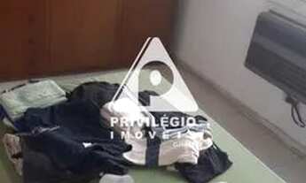 Imagem 7: Leblon: Imóvel, sala três quartos, dependência completa, área externa