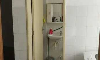 Imagem 6: Vendo apartamento amplo de 2/4 mais dependência na entrada do Engenho Velho de Brotas