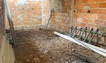 Imagem 4: Casa com quintal grande