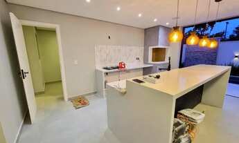 Imagem 7: Casa de esquina, com uma volumetria encantadora, são 4 vagas sendo 2 cobertas