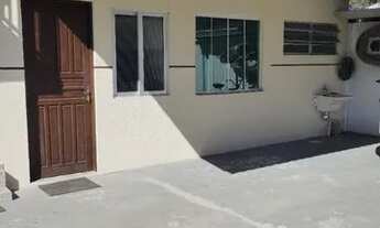 Imagem: Alugo Kitnet Mensal Caiobá (Ler o Anuncio