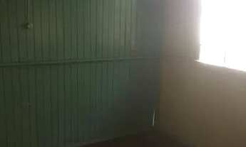 Imagem 2: Alugo casa simples de madeira no centro de Esteio