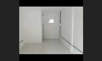 Imagem 2: Loja piedade Galpão / depósito com aluguel por R$700 /mês