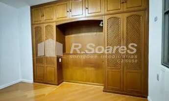 Imagem 6: Apartamento com 2 quartos sendo 1 suíte, dependências, garagem, em Freguesia