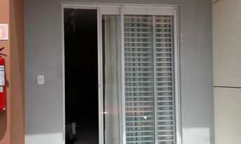 Imagem: Alugo Excelente Apartamento Térreo Largo