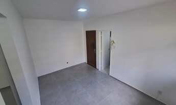 Imagem 2: Apartamento 2 quartos - Condomínio em Piedade - Portaria 24h - Reformado