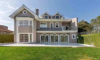 Imagem 4: Vista Alegre: Casa com 382m², 4 quartos e 6 vagas próximo ao Bosque do Alemão