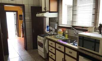 Imagem 7: Casa com 4 dorm 1 suíte, 275m2 no Partenon, 5 vagas