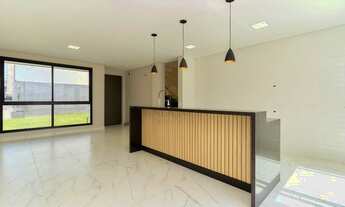 Imagem 4: Casa com 3 Suítes à venda, 252 m2, PINHEIRINHO, CURITIBA - PR