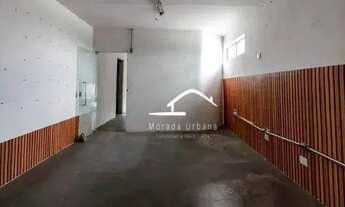 Imagem 7: Galpão para Locação na Rua Cerro Corá 1.000m², Pé-Direito Alto e Vagas Frontais