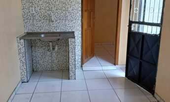 Imagem: Alugo Quitinete