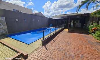 Imagem 2: Venda imóvel de Área de Lazer em Londrina - Espaço Completo com Piscina, Churrasqueira e C