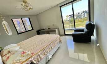 Imagem 4: Linda Alphaville