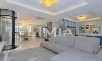 Imagem 2: Casa em PORTO ALEGRE - RS