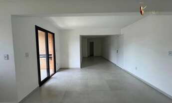 Imagem 2: Apartamento com 2 dormitórios sendo 2 suítes com churrasqueira à carvão no canto do forte